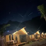 Masai Mara & Glamping San Bartolomé